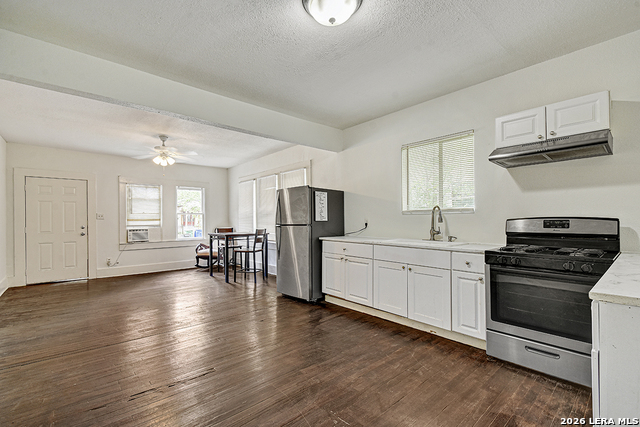 Image 8 of 31 For 3314 Perez  