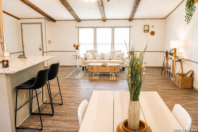 Image 11 of 23 For 18066 La Gloria Rd