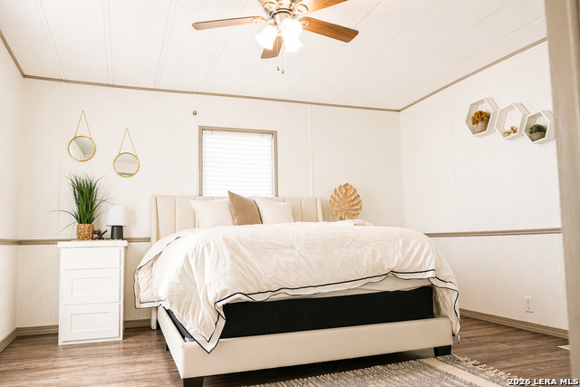 Image 18 of 23 For 18066 La Gloria Rd