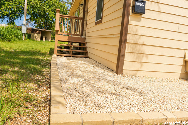 Image 22 of 23 For 18066 La Gloria Rd