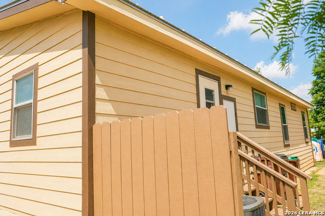 Image 23 of 23 For 18066 La Gloria Rd