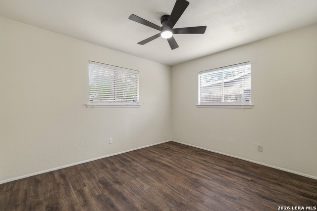 Image 10 of 21 For 5323 El Paso St