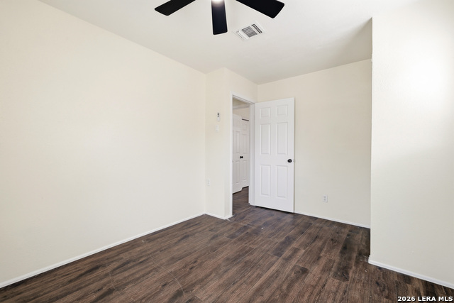 Image 17 of 21 For 5323 El Paso St