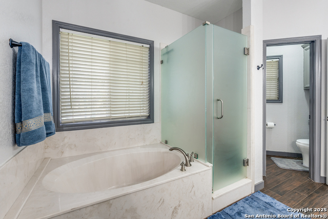 Image 23 of 39 For 25867 Lewis Ranch Rd