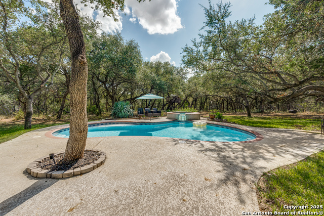 Image 26 of 39 For 25867 Lewis Ranch Rd