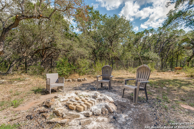 Image 31 of 39 For 25867 Lewis Ranch Rd