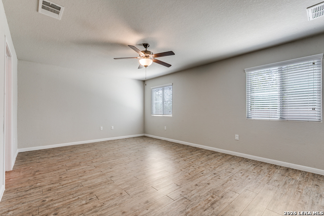 Image 15 of 25 For 10203 Relic Oaks