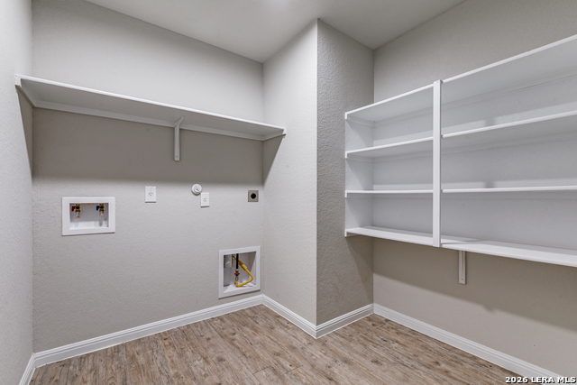 Image 23 of 25 For 10203 Relic Oaks