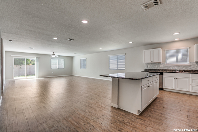 Image 9 of 25 For 10203 Relic Oaks