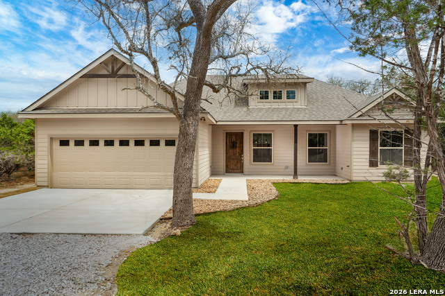 Details for 153 Spotted Horse Trail, Bandera, TX 78003