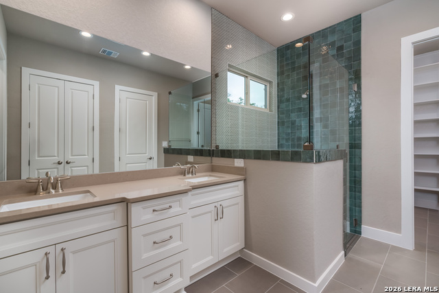 Image 24 of 38 For 153 Spotted Horse Trail