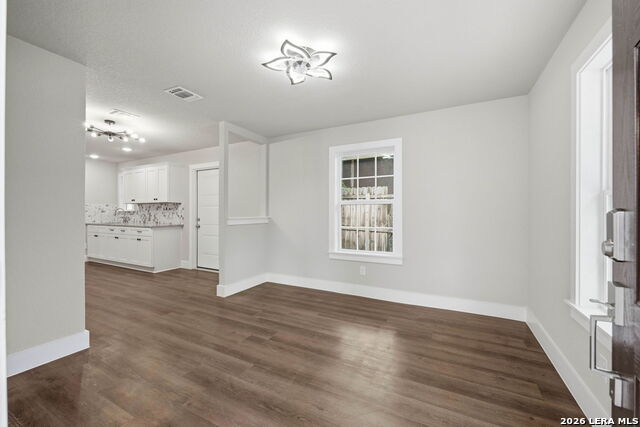 Image 5 of 22 For 444 Azucena  