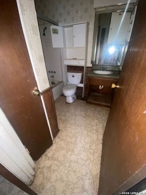 Image 13 of 16 For 4442 Desert View