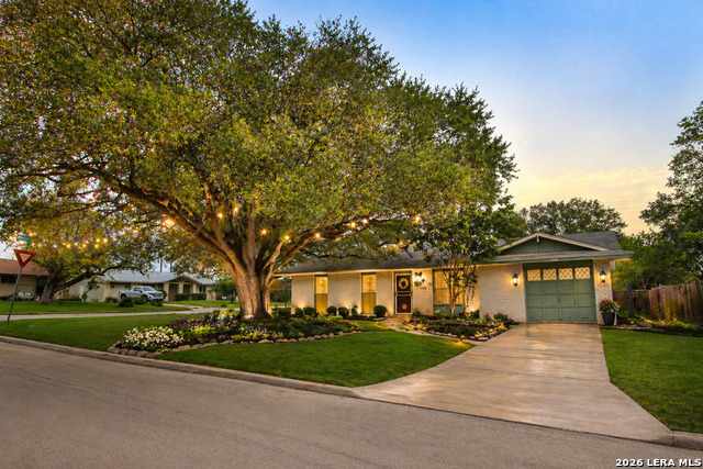 Image 2 of 16 For 4442 Desert View