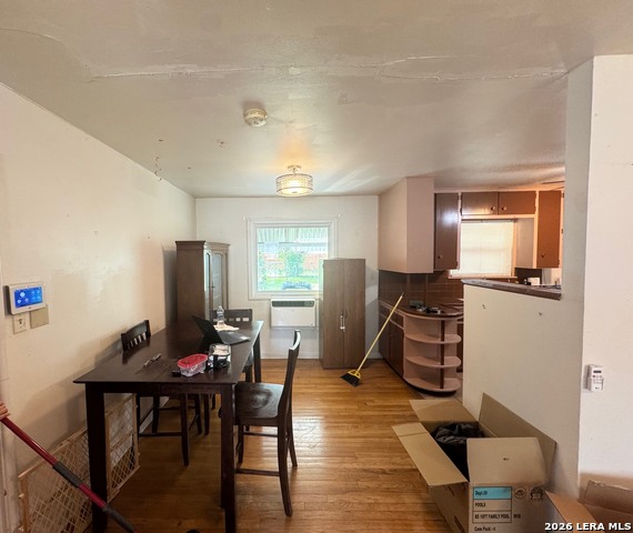 Image 6 of 12 For 134 Beryl Dr