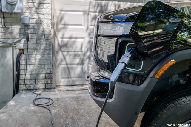 Image 25 of 26 For 1131 Flaming Oak Dr