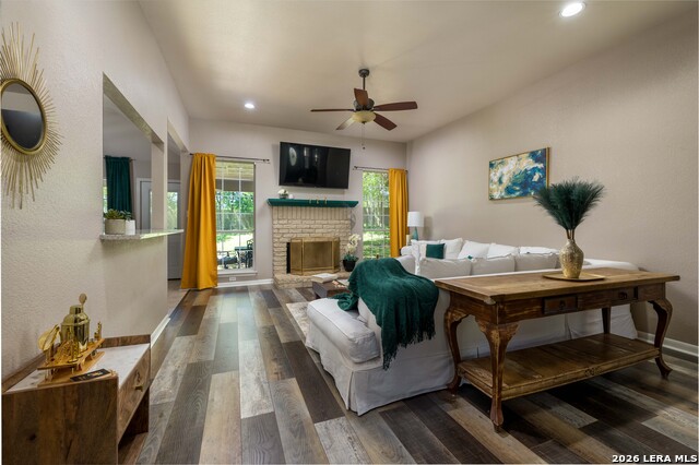 Image 4 of 26 For 1131 Flaming Oak Dr