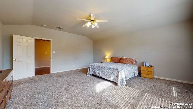 Image 22 of 41 For 18 Andover Creek Dr