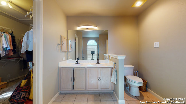 Image 26 of 41 For 18 Andover Creek Dr