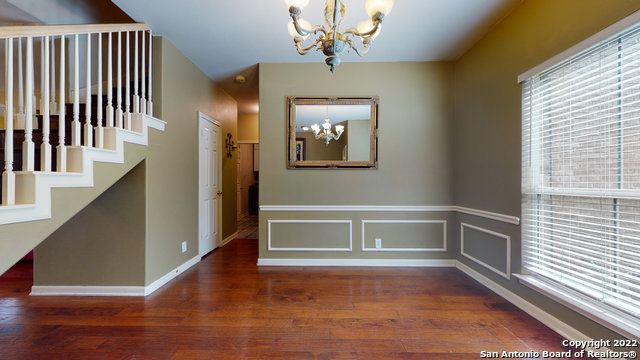 Image 3 of 41 For 18 Andover Creek Dr