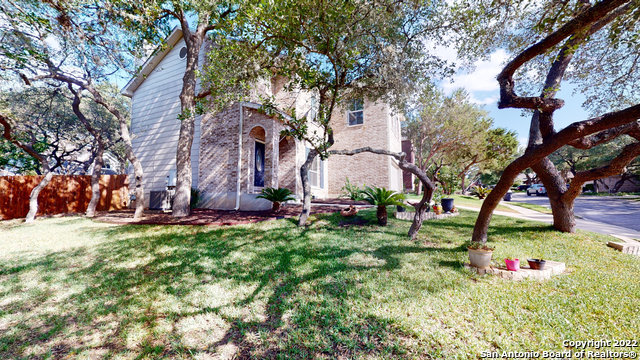 Image 31 of 41 For 18 Andover Creek Dr