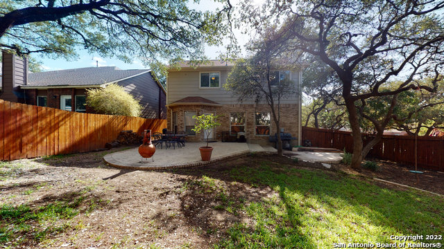 Image 33 of 41 For 18 Andover Creek Dr