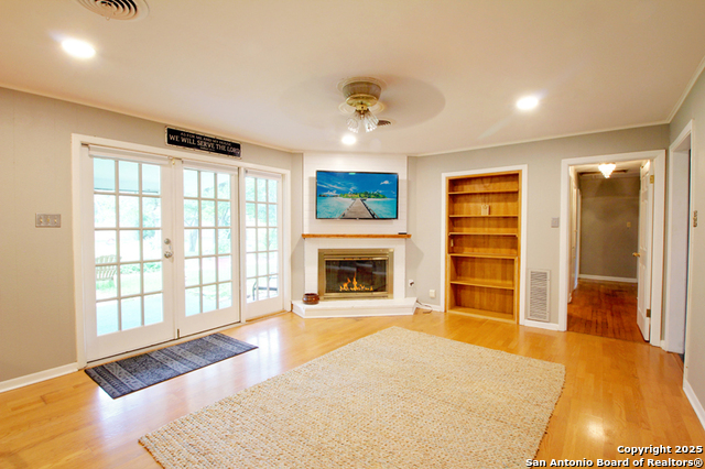 Image 11 of 38 For 113 Adobe Dr