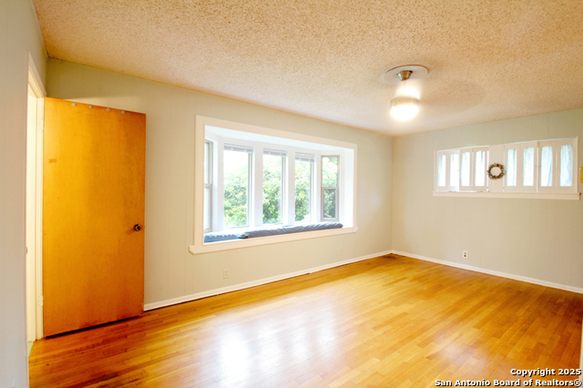 Image 15 of 38 For 113 Adobe Dr