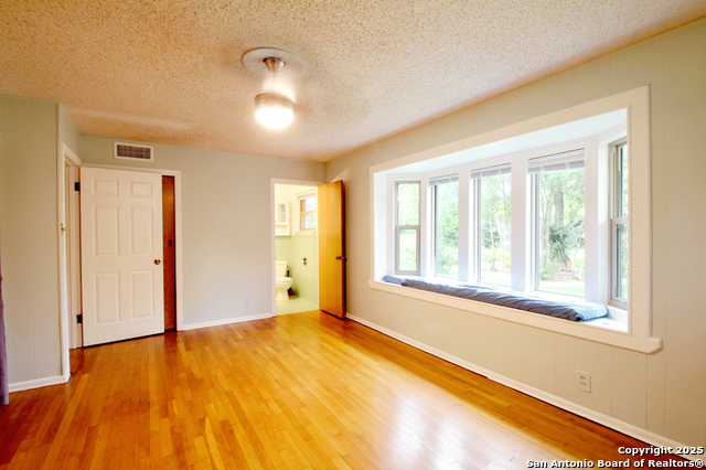 Image 19 of 38 For 113 Adobe Dr