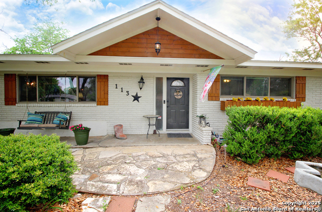 Image 4 of 38 For 113 Adobe Dr