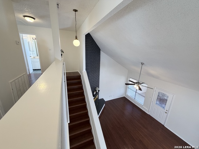 Image 26 of 45 For 6814 Quail Lk