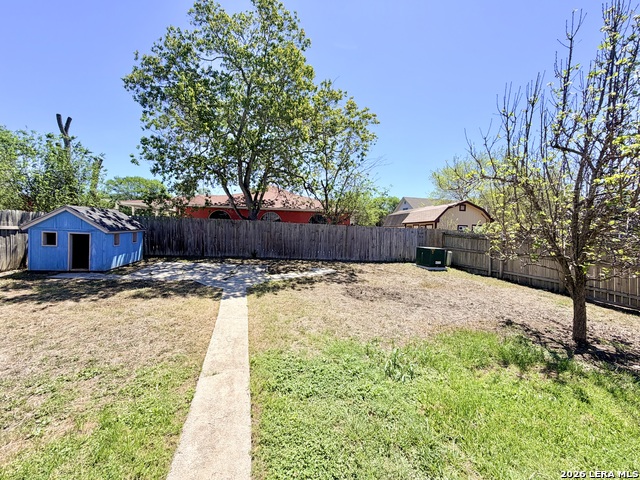 Image 42 of 45 For 6814 Quail Lk