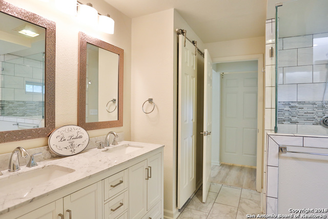 Image 10 of 19 For 209 Kronkosky St E