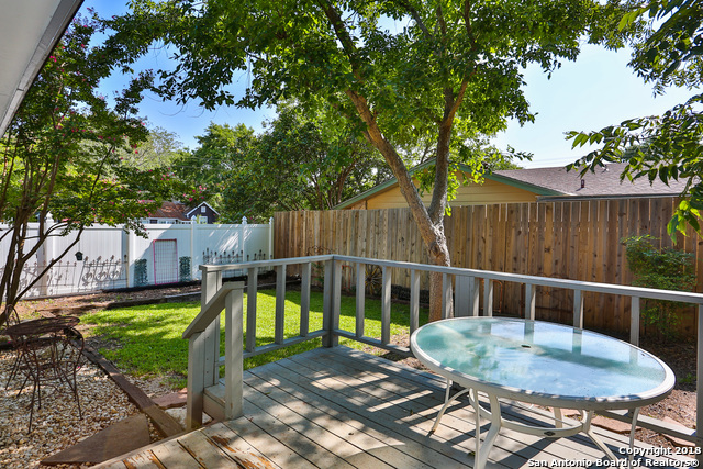 Image 15 of 19 For 209 Kronkosky St E