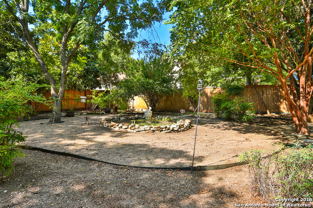 Image 19 of 19 For 209 Kronkosky St E