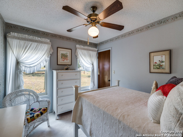 Image 17 of 25 For 135 Manor  