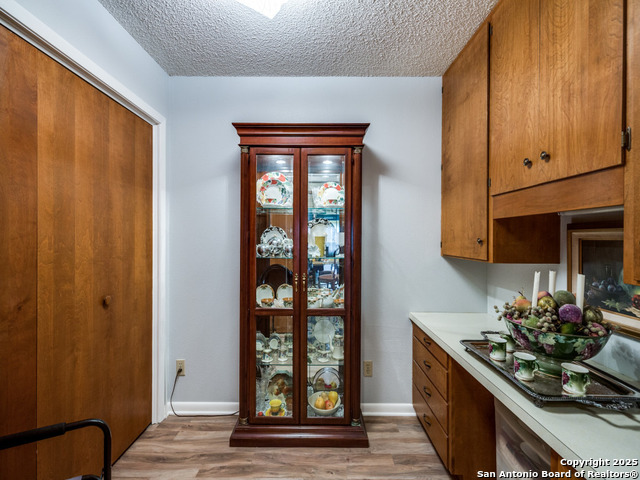 Image 20 of 25 For 135 Manor  