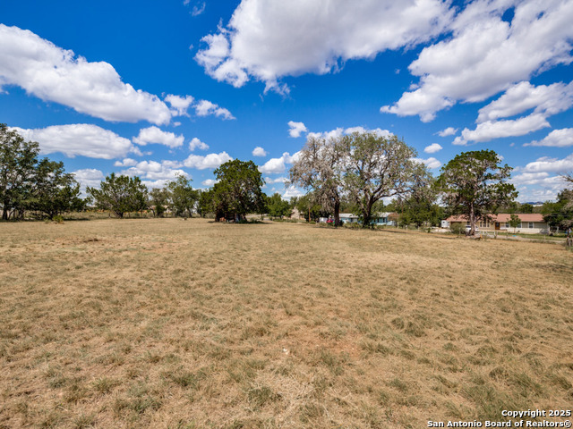 Image 22 of 25 For 135 Manor  