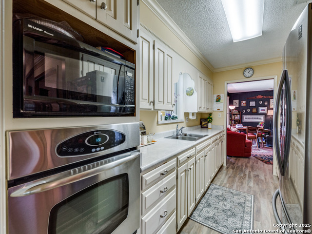 Image 7 of 25 For 135 Manor  