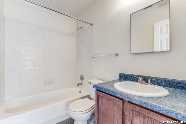 Image 21 of 25 For 8839 Breezefield