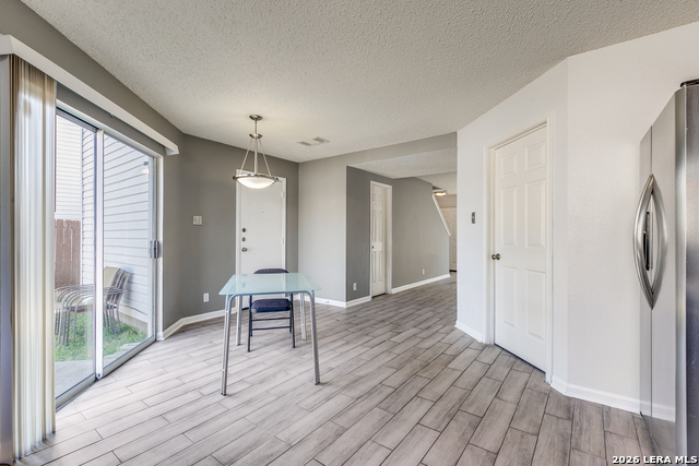 Image 7 of 25 For 8839 Breezefield