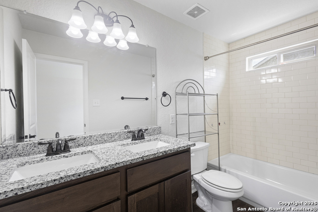 Listing photo id 4 for 10303 Candlewood Way  101