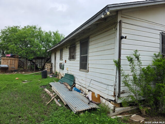 Image 3 of 4 For 355 Obregon St E