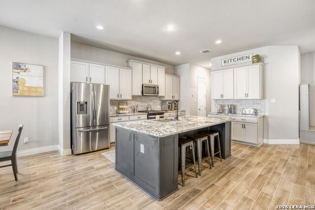 Image 7 of 29 For 1125 Cadogan Squire