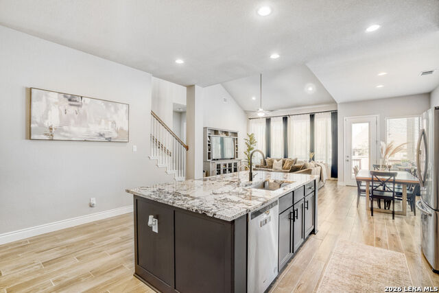 Image 9 of 29 For 1125 Cadogan Squire