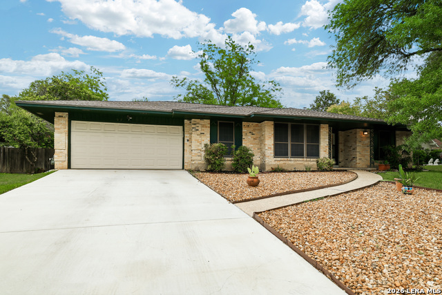 Image 2 of 28 For 92 Bluet Ln  