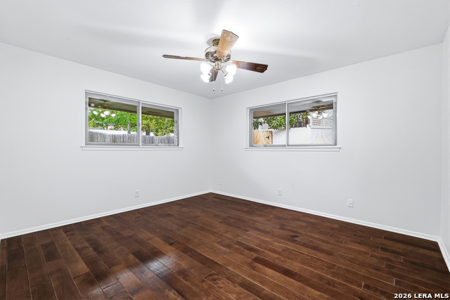 Image 22 of 28 For 92 Bluet Ln  