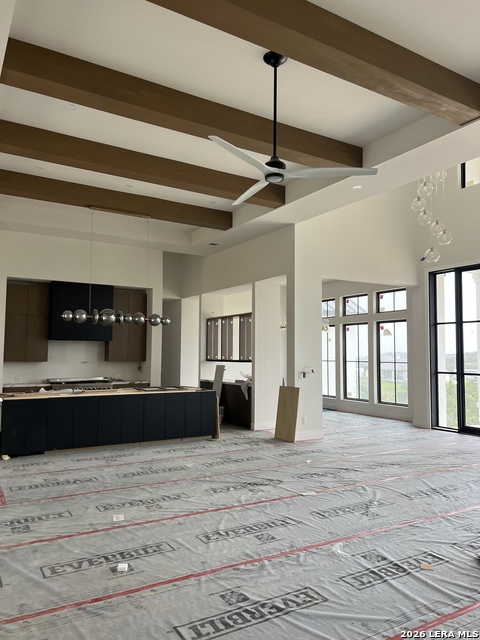 Listing photo id 2 for 9651 Lenox Hill