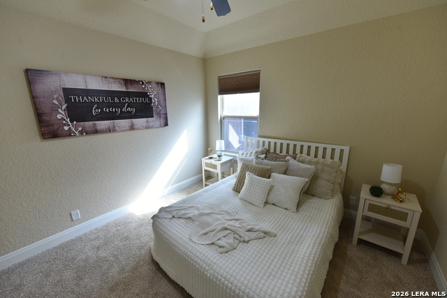 Image 31 of 42 For 8907 Irving Hl