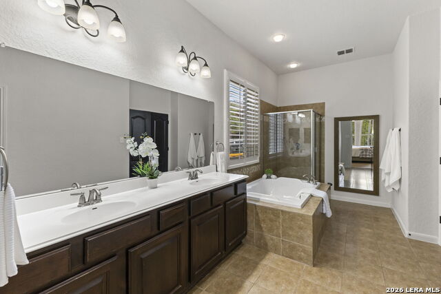 Image 19 of 46 For 11823 Newton Trail